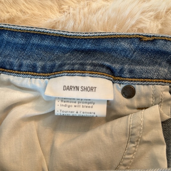 Paige Daryn Cutoff Shorts 30 - Picture 8 of 13